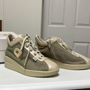 Agile by Rucoline Women Sneakers Shoes. Size 37